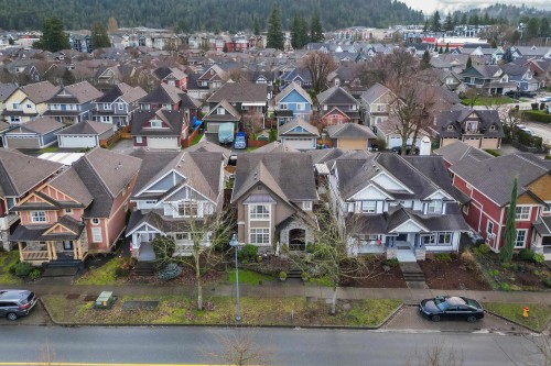 5878 Garrison Boulevard, Chilliwack, BC 
