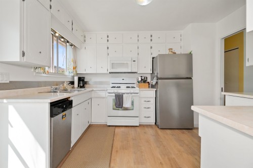 630 Thacker Avenue, Hope, BC 