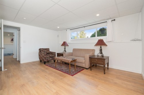630 Thacker Avenue, Hope, BC 