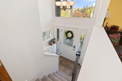 630 Thacker Avenue, Hope, BC 