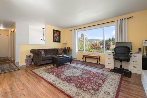 630 Thacker Avenue, Hope, BC 