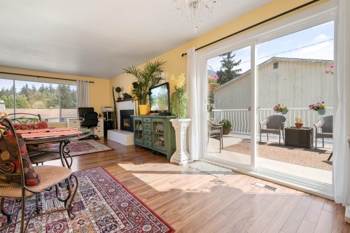 630 Thacker Avenue, Hope, BC 