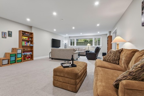6957 Centennial Drive, Chilliwack, BC 