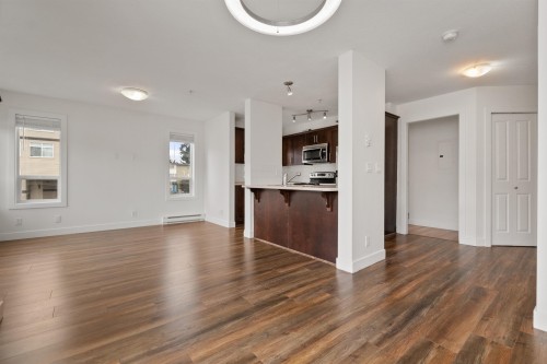 206-46289 Yale Road, Chilliwack, BC 