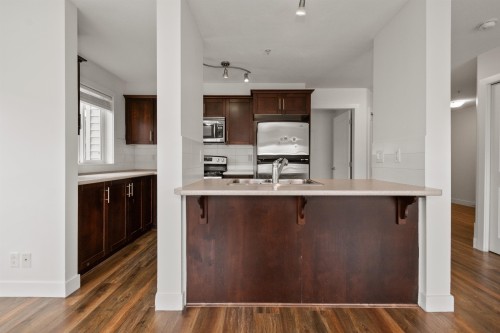 206-46289 Yale Road, Chilliwack, BC 
