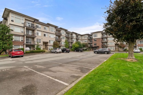 206-46289 Yale Road, Chilliwack, BC 