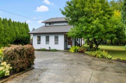 9418 Mcnaught Road Chilliwack, BC V2P 6E9