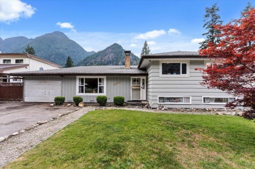 19865 Peter Street  Hope, BC V0X 1L2
