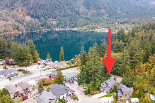 66074 Ogilview Drive  Hope, BC V0X 1L1