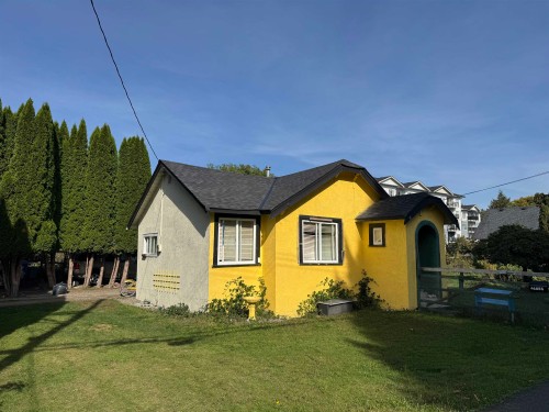 46055 Cleveland Avenue  Chilliwack, BC V2P 2X2