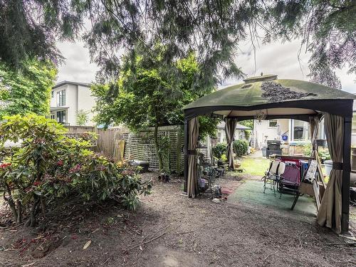 2302 Hillside Drive, Abbotsford, BC 