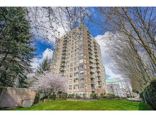 404 9830 Whalley Boulevard, Surrey, BC 