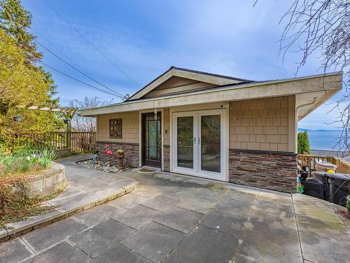 14602 West Beach Avenue, White Rock, BC 