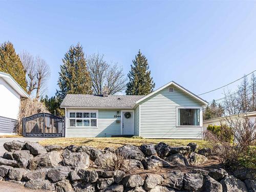2544 Campbell Avenue, Abbotsford, BC 