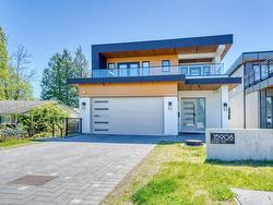 15908 RUSSELL AVENUE  White Rock, BC V4B 2S4