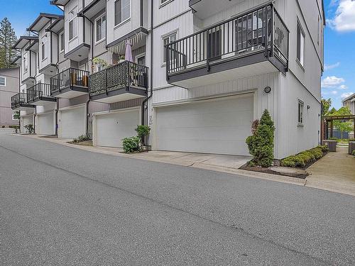 5 5867 129 Street, Surrey, BC 