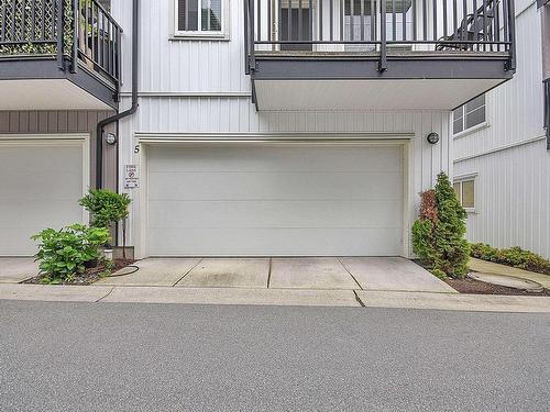 5 5867 129 Street, Surrey, BC 