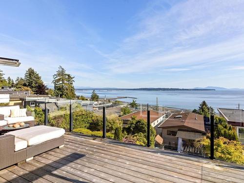 14736 Thrift Avenue, White Rock, BC 