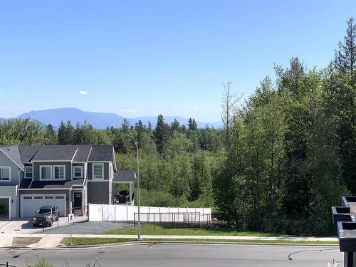 33998 Barker Court, Mission, BC 