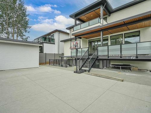 18588 57 Avenue, Surrey, BC 