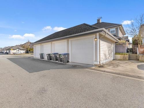 1 6989 180 Street, Surrey, BC 