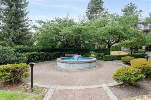 307 15210 Guildford Drive, Surrey, BC 