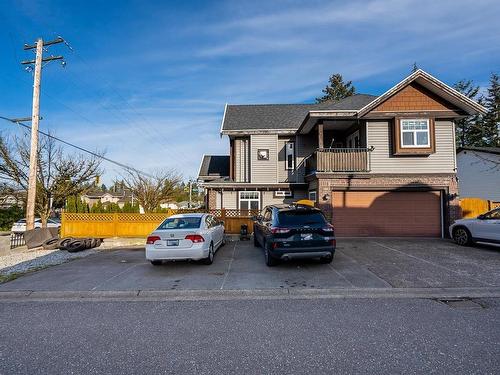 15984 92 Avenue, Surrey, BC 