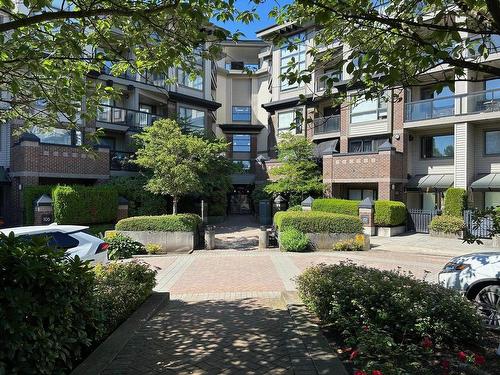 104 10866 City Parkway, Surrey, BC 