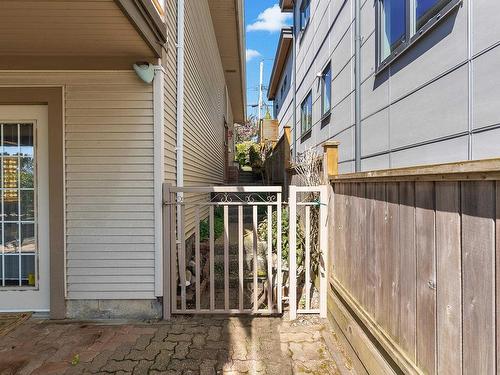 14774 Thrift Avenue, White Rock, BC 