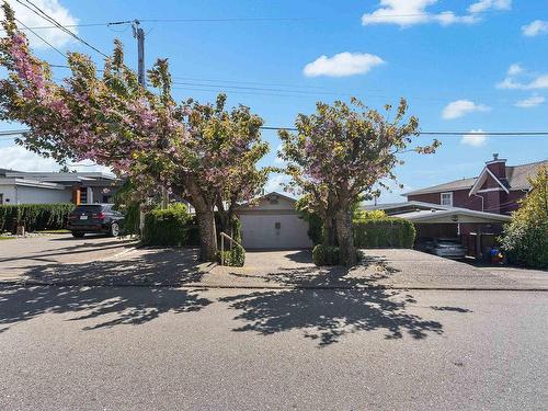 14774 Thrift Avenue, White Rock, BC 