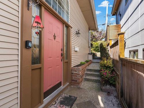 14774 Thrift Avenue, White Rock, BC 