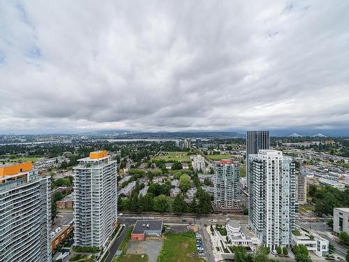 3704 13350 Central Avenue, Surrey, BC 