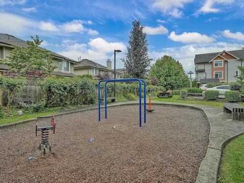 12 12092 70 Avenue, Surrey, BC 