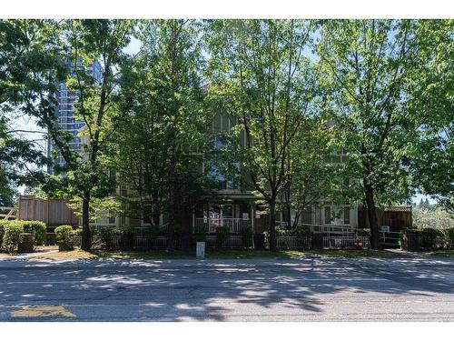 305 13226 104 Avenue, Surrey, BC 