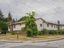 15589 17TH AVENUE  Surrey, BC V4A 1V1