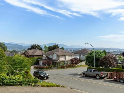 8054 Topper Drive, Mission, BC 