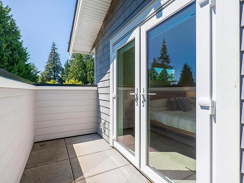 13727 Malabar Avenue, White Rock, BC 