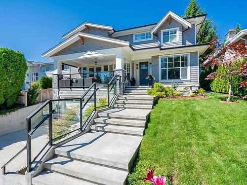 13727 Malabar Avenue, White Rock, BC 