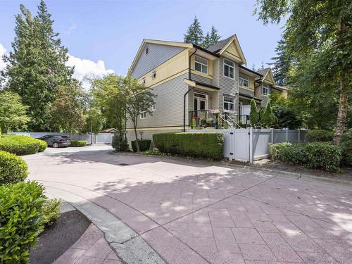 16 15518 103A Avenue, Surrey, BC 