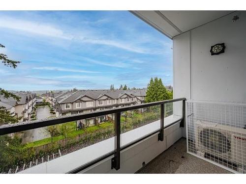 A403 14468 72 Avenue, Surrey, BC 