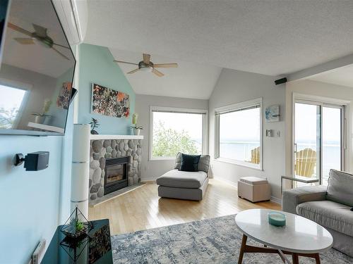 15055 Beachview Avenue, White Rock, BC 