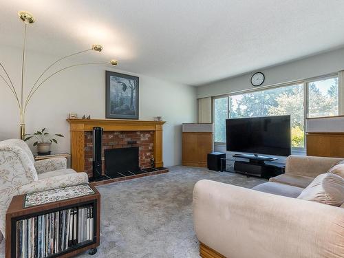 9126 Applehill Crescent, Surrey, BC 