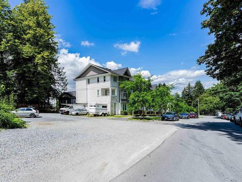 2 11267 133 Street, Surrey, BC 