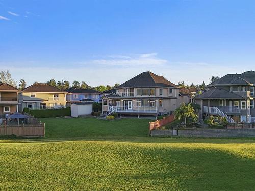 7672 151 Street, Surrey, BC 