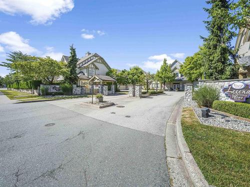 1 18707 65 Avenue, Surrey, BC 