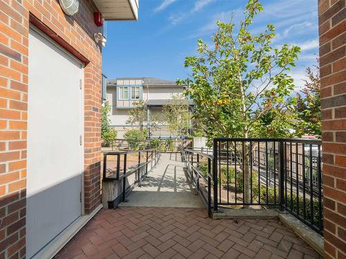 305 13883 Laurel Drive, Surrey, BC 