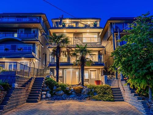 15305 Victoria Avenue, White Rock, BC 