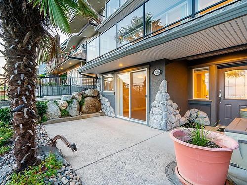 15305 Victoria Avenue, White Rock, BC 