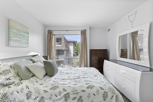 201 13771 72A Avenue, Surrey, BC 