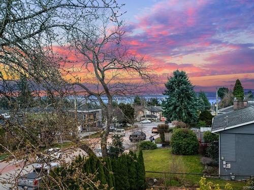 1245 Kent Street, White Rock, BC 